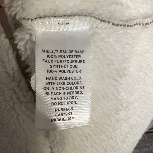 NWT Susina Vest faux fur Nordstroms Size large - Picture 6 of 6